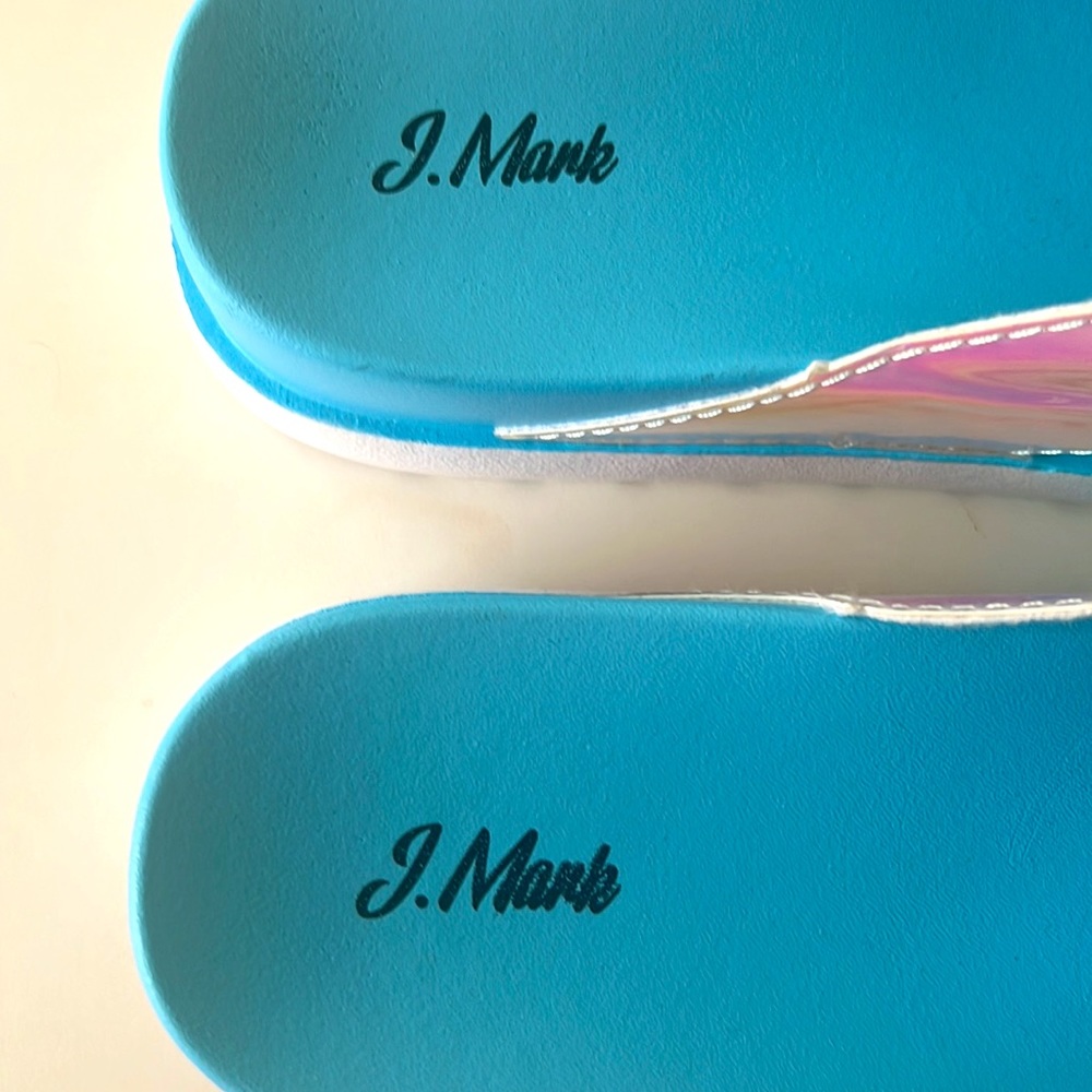 J. Mark New Turquoise Sandals, Crystal covered and Iridescent Straps. Size 9 - Picture 4 of 9